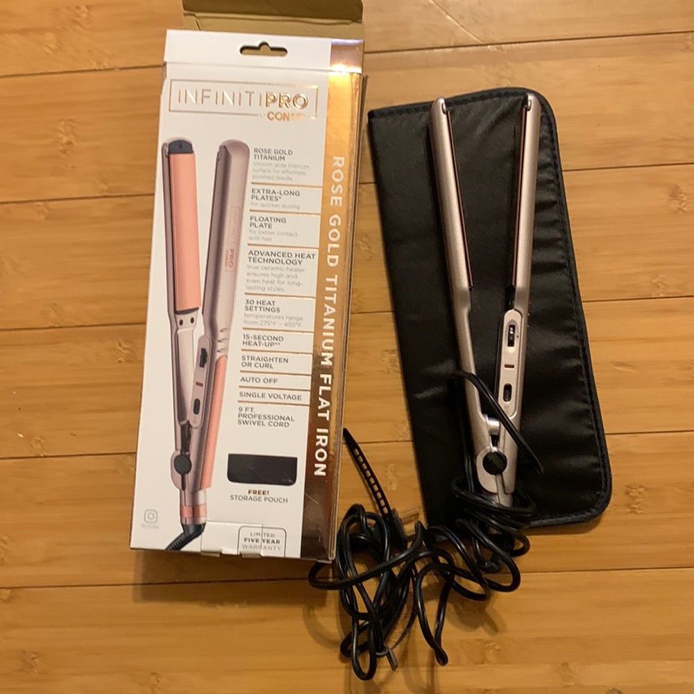 Infiniti Pro by Conair Rose Gold Titanium Flat Iron EUC only used a few times.